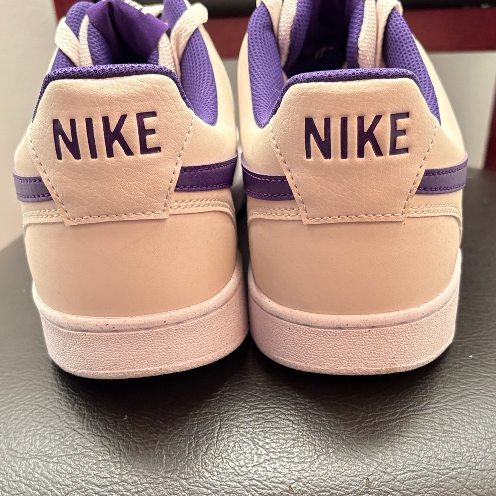 New Men’s Nike Court‎ Vision Lo Off White and Purple Sneakers Size 13 - Picture 4 of 5